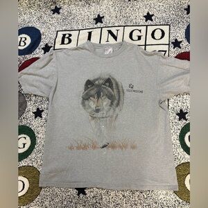 Vtg Yellowstone Wolf Tee Shirt